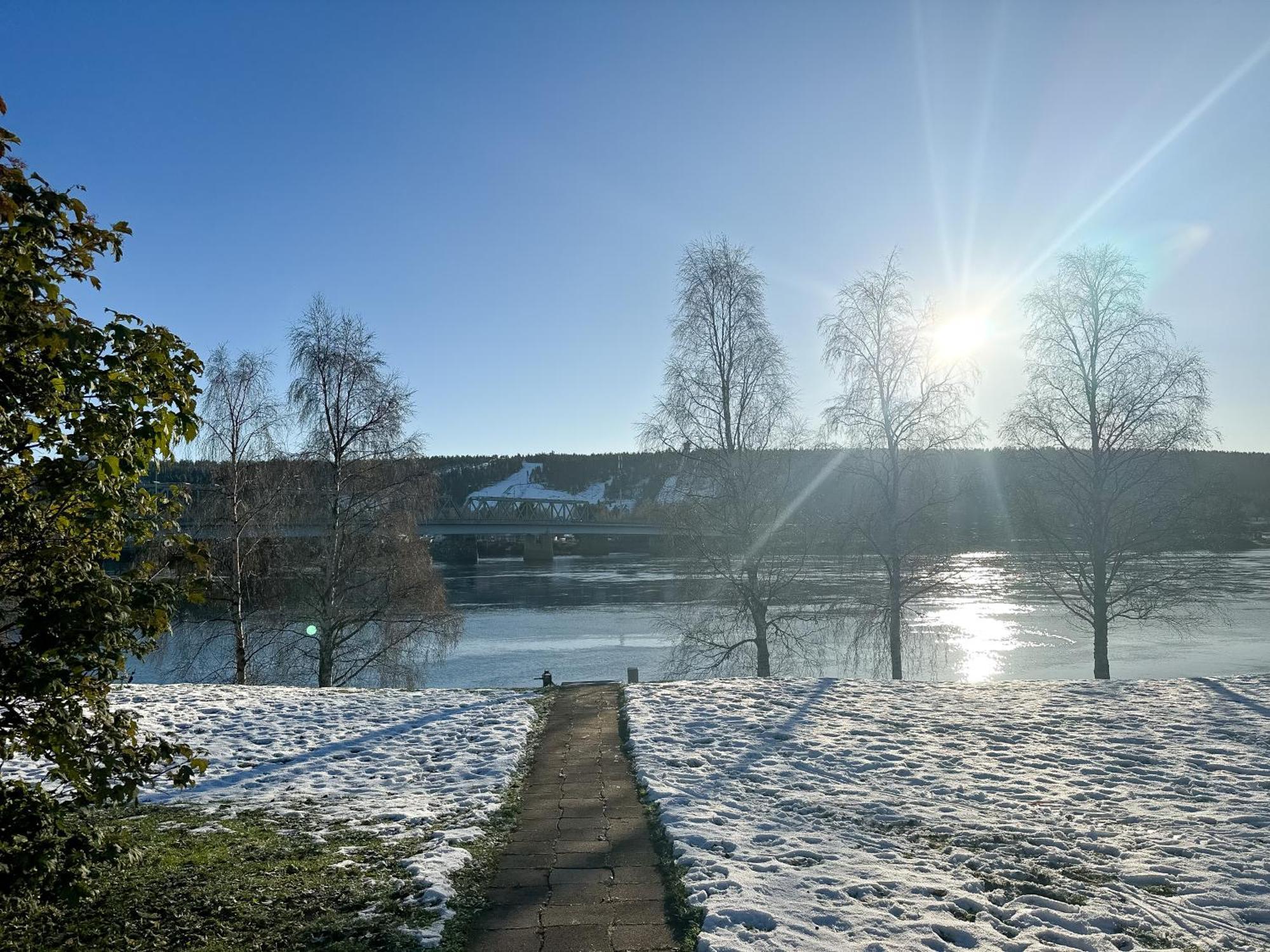 Villa Aurora Riverside By Booklapland Rovaniemi Exterior photo